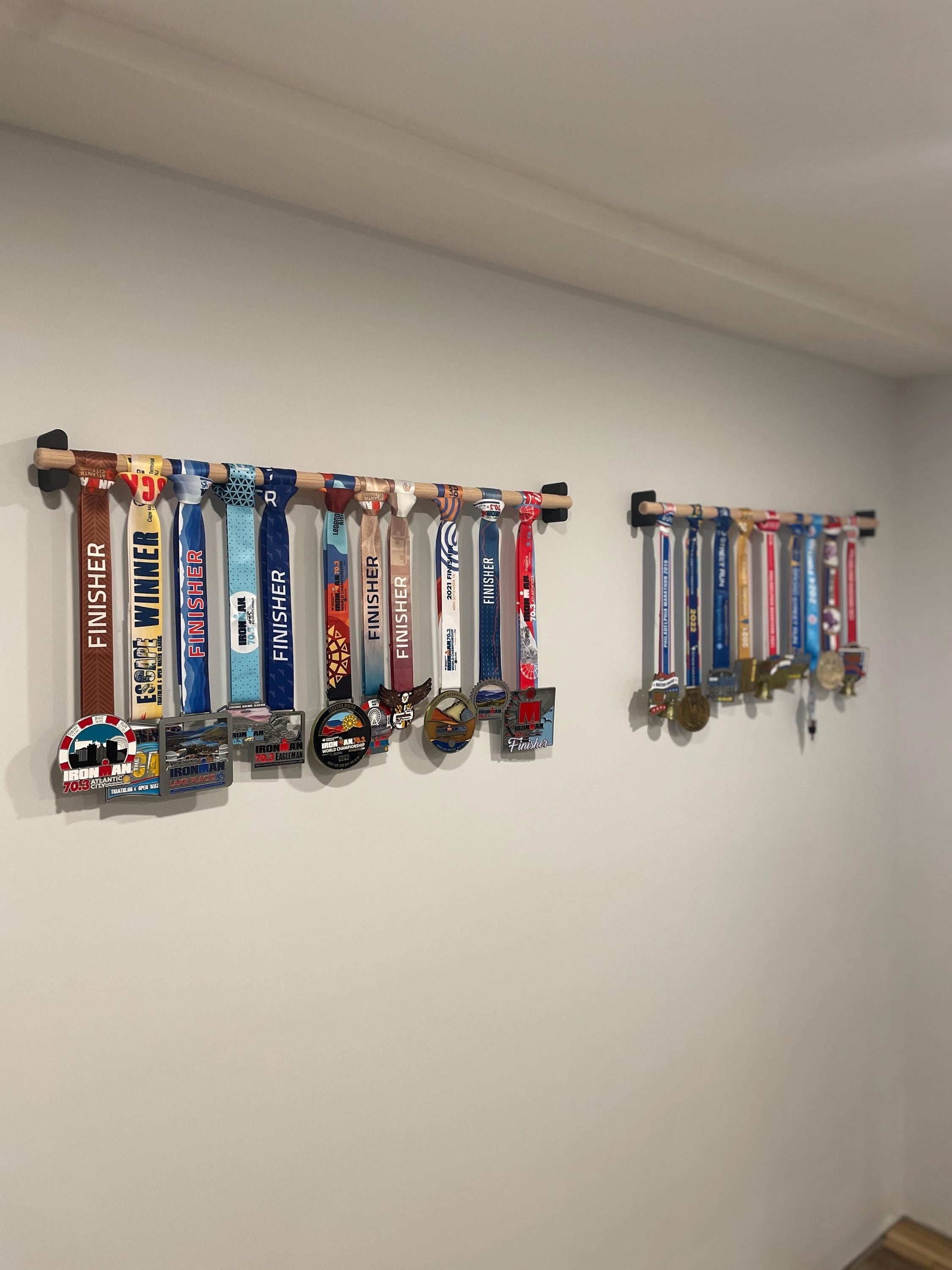 Minimalist Oak Medal Holder | Sustainable Display for Your Achievements