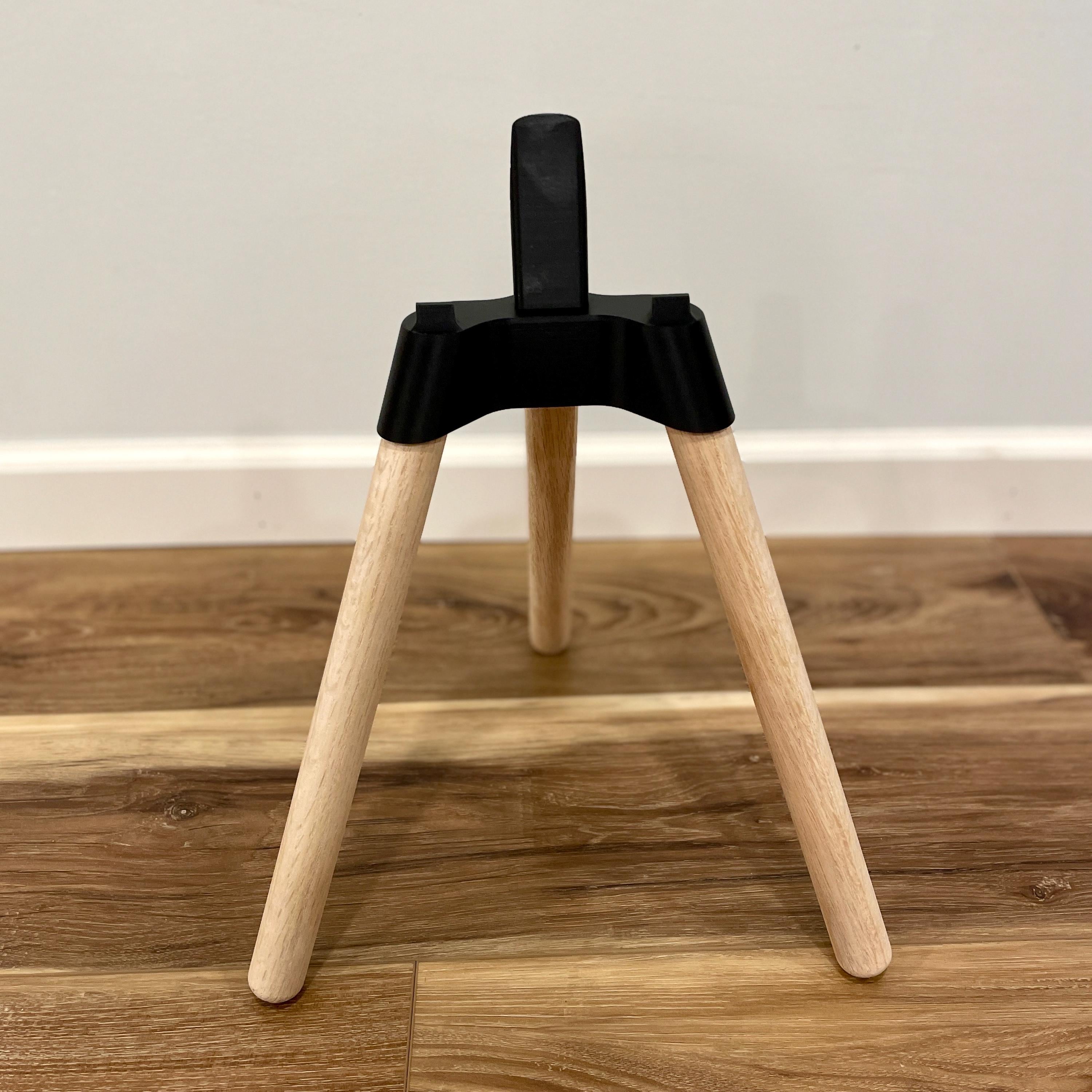 Yoga iPad Stand: Oak Legs, Eco-Friendly Bioplastic, Minimalist Design